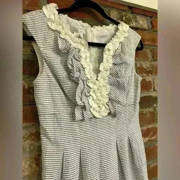 London Times Seersucker Ruffled Dress Size 4 - Picture 2 of 7